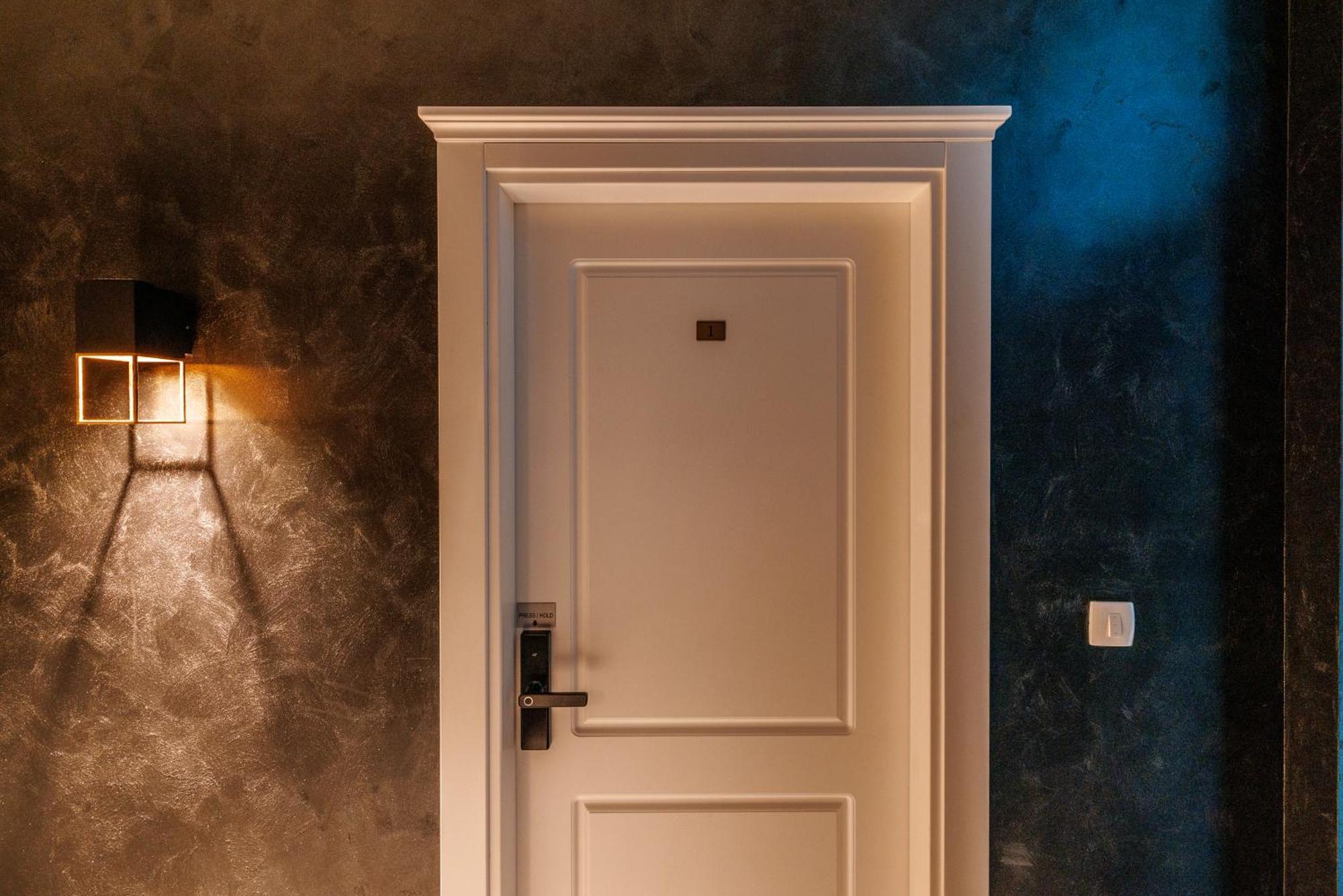 White Unique Apart Niksic ภายนอก รูปภาพ